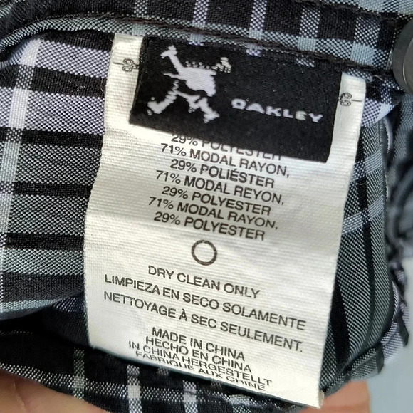 Oakley Big Men's Plaid Grunge Button Up Shirt, Size XXL - Picture 5 of 7